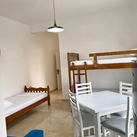 Jurgen ゲストハウス ドゥラス